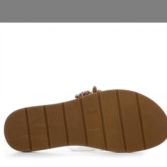 👣🩷🐰Y•NOT? 🐰🩷 Being Flat Rhinestone Sandals - Picture 3 of 16